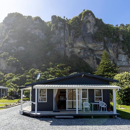 Punakaiki Beachfront Motels ภายนอก รูปภาพ