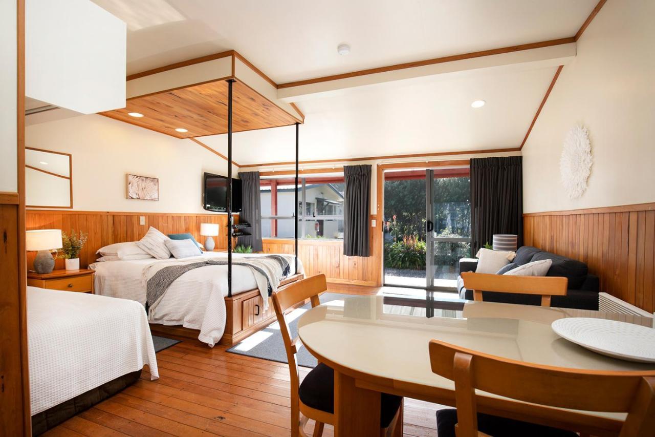 Punakaiki Beachfront Motels ภายนอก รูปภาพ