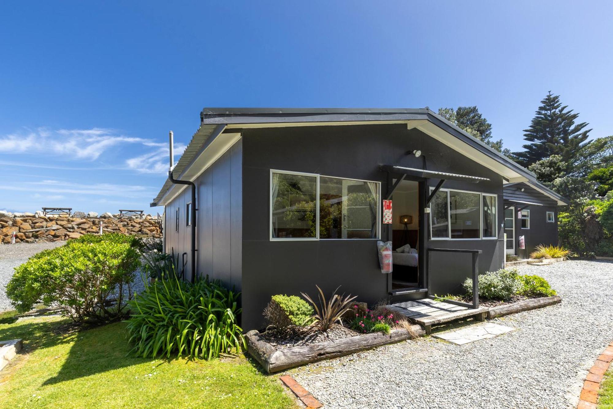 Punakaiki Beachfront Motels ภายนอก รูปภาพ